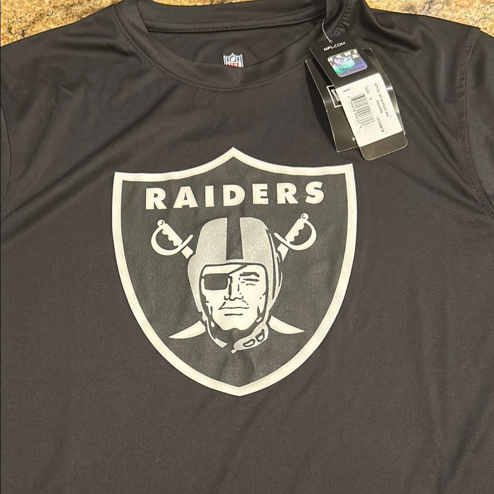 NWT NFL Men's Black Raiders T-Shirt